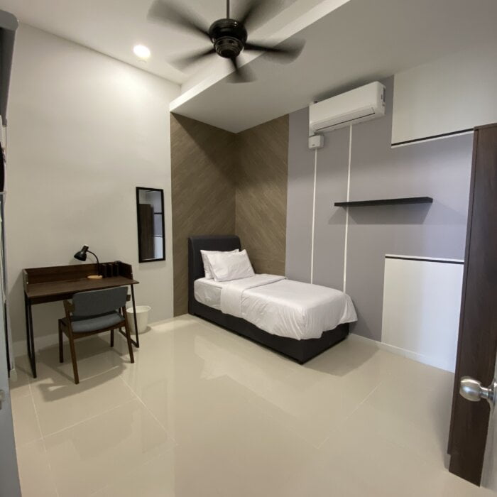 Azure Room 3 Medium room